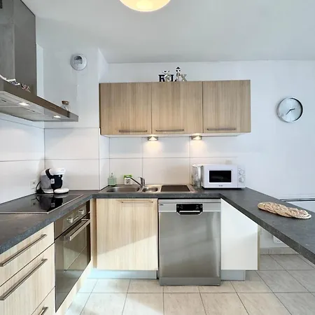 Joli Duplex Plein Bourg - 1km Des Plages
